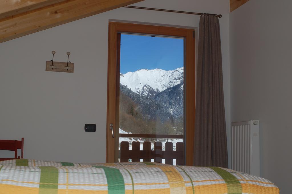 Bed and Breakfast Garni Dal Mozat Lenzumo di Concei Habitación foto