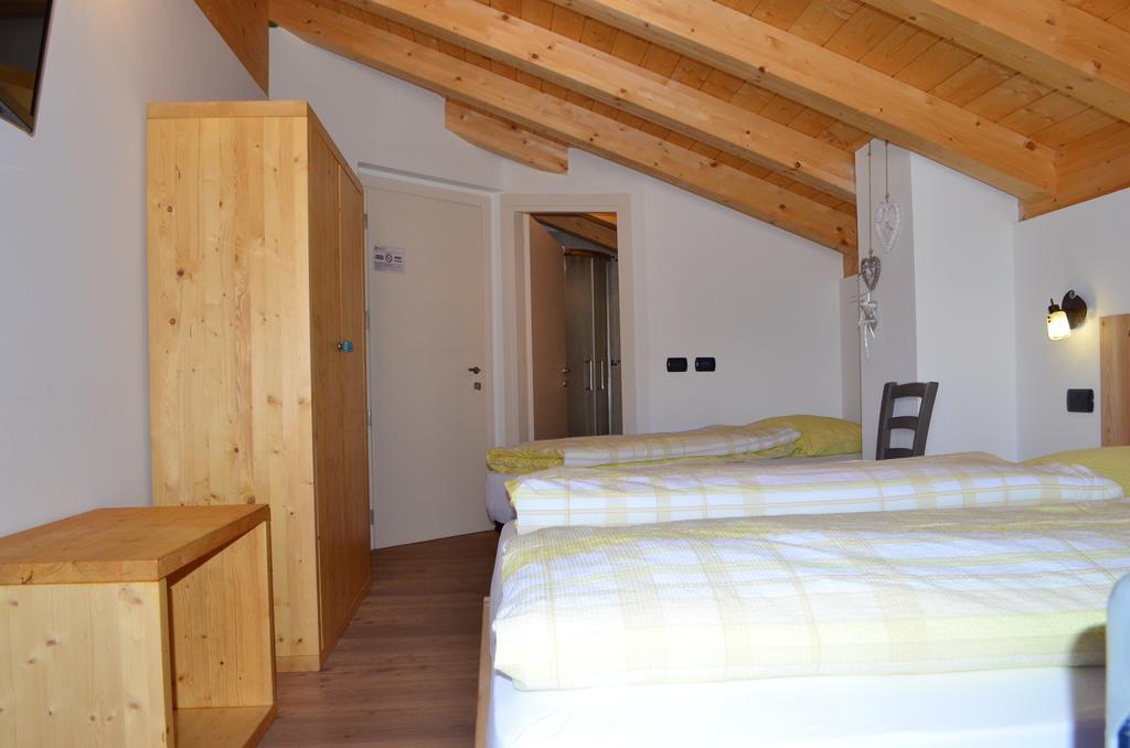 Bed and Breakfast Garni Dal Mozat Lenzumo di Concei Exterior foto